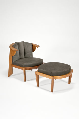 Friedman Chair and Ottoman <br />by Frank Lloyd Wright